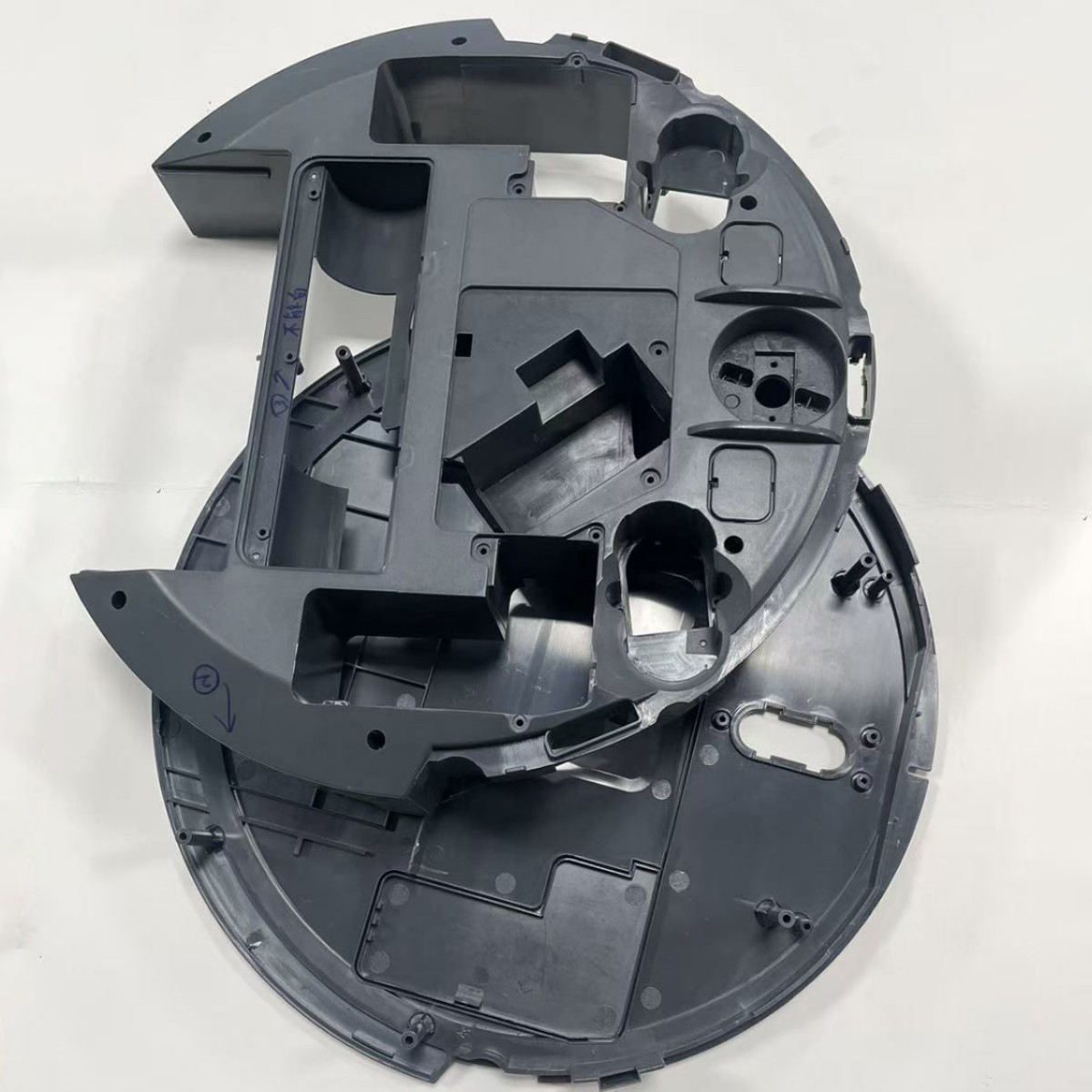 Custom Injection Molds for Plastic Electronics Cases