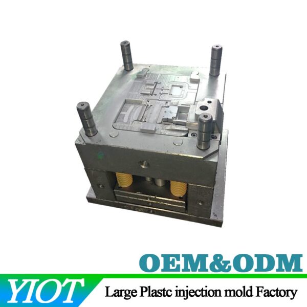 Custom Injection Molds for Medical Device Housings