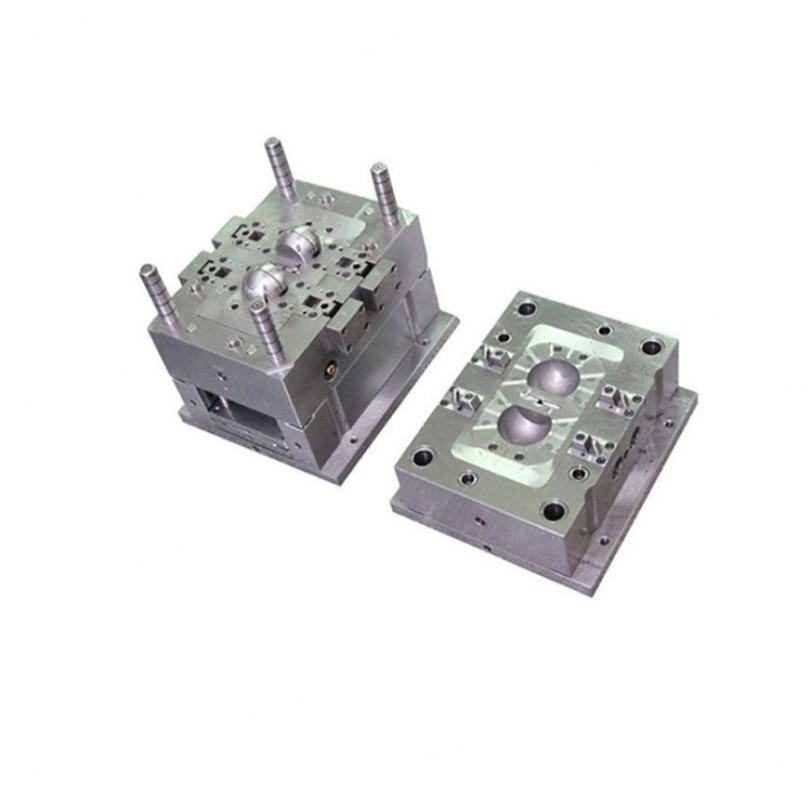 Custom Injection Molds for Plastic Automotive Lighting Components